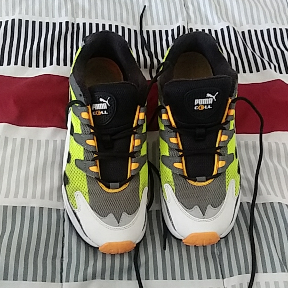 Sneakers